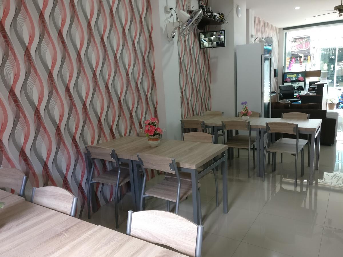 White Sky Boutique Patong Exterior foto